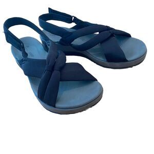 Clarks Cloudsteppers Arla Belle Womens Sz 8.5 Sandals Black Soft Cushion MRSP$70